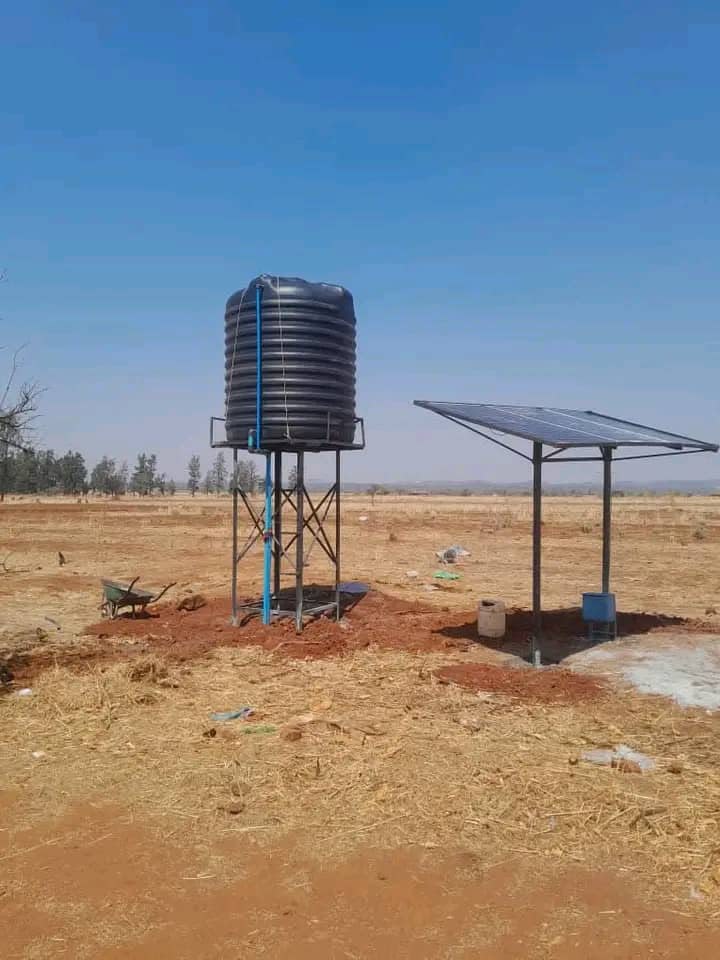 Borehole cap