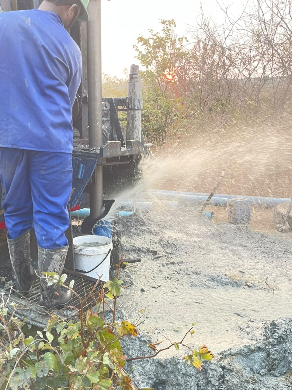 Water flowing during borehole work